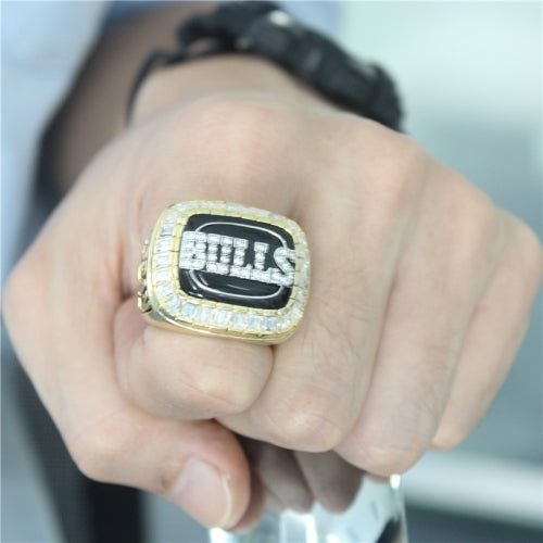 Chicago Bulls 1992 NBA Finals National Basketball World Championship Ring With Black Obsidian