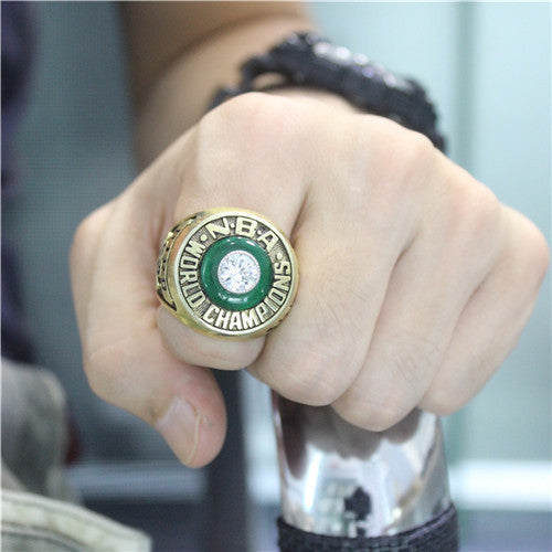 Boston Celtics 1981 NBA Finals National Basketball World Championship Ring With Green Chrysoprase