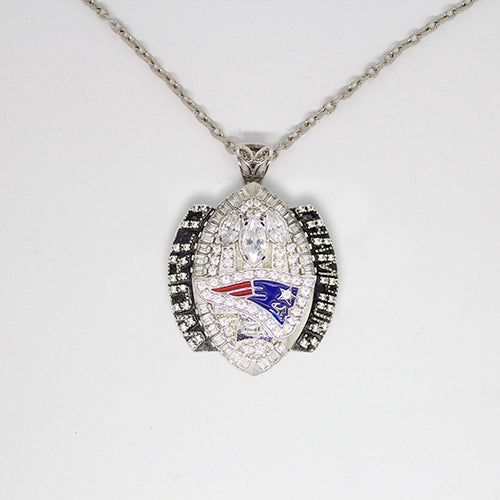 New England Patriots 2004 Super Bowl XXXIX NFL Championship Pendant with Chain