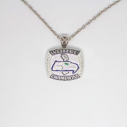 Seattle Seahawks 2013 Super Bowl XLVIII NFL Championship Pendant with Chain