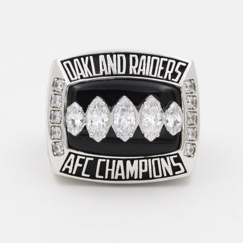 Oakland Raiders 2002 American Football Championship Ring With Black Obsidian