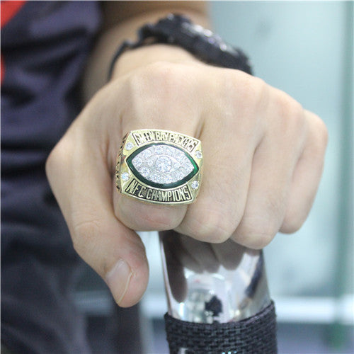 Green Bay Packers 1997 National Football Championship Ring With Green Chrysoprase