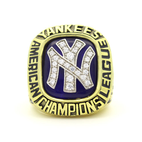 New York Yankees 1976 American League Championship Ring With Blue Synthetic Sapphire