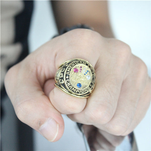 New York Yankees 1963 American League Championship Ring with Red Ruby and Blue Sapphire