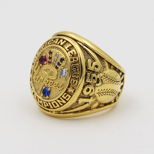New York Yankees 1955 American League Championship Ring with Blue Sapphire and Red Ruby