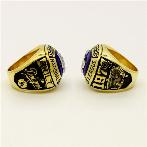 Custom Los Angeles Dodgers 1974 National League Championship Ring With Blue Synthetic Sapphire